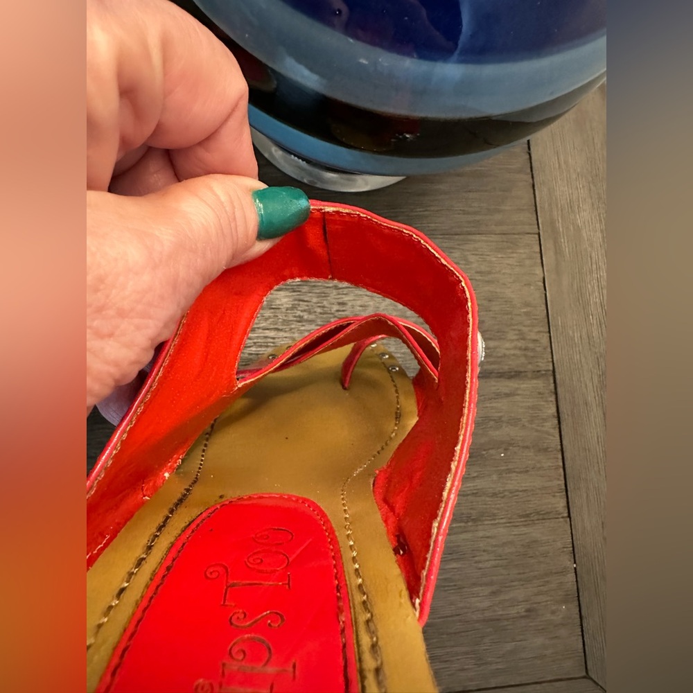 2 LIPS TOO Red Skull Toe Sandals - No Size  (9) - Picture 6 of 16